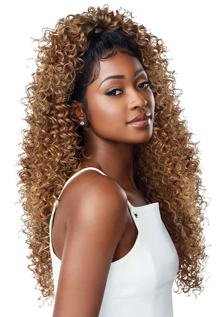 Outre Dominica encaje frontal HD transparente para una línea de cabello casi invisible.