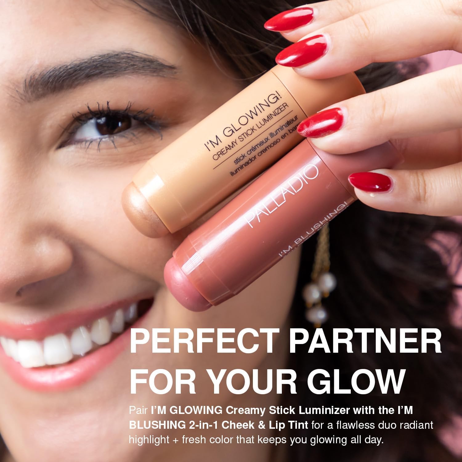 Palladio I'm Blushing 2-in-1 shimmer detail on product.