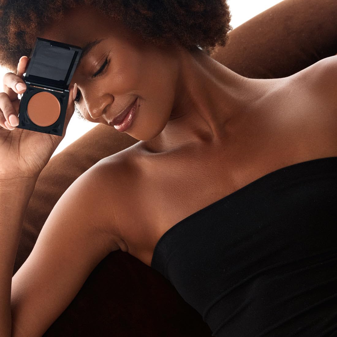 Palladio Under Eye Brightener ingredients caffeine peptides vitamin E.