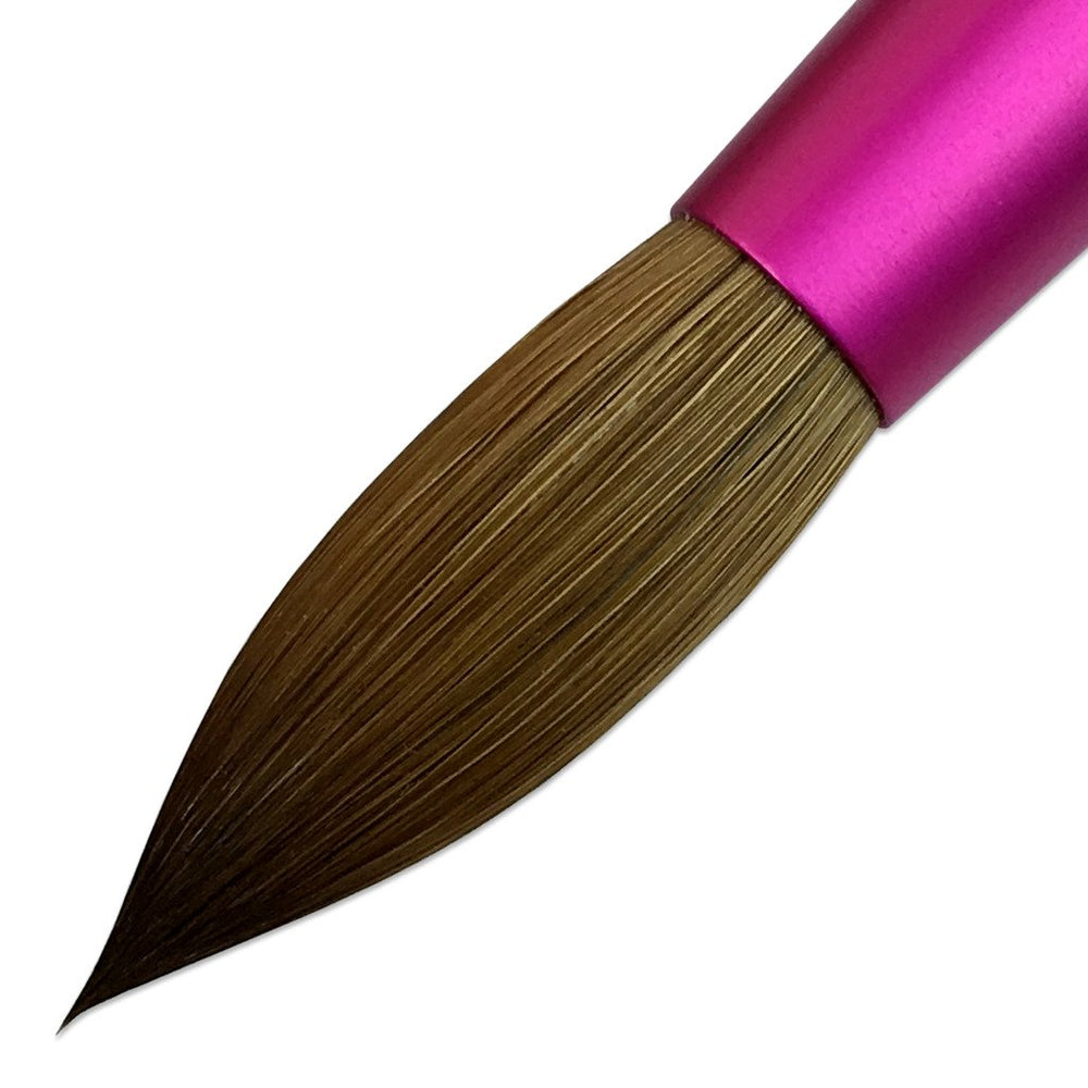 Durable Kolinsky hairs deliver smooth, lasting performance for nail extensions.