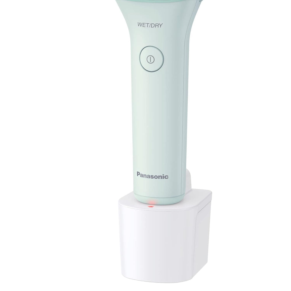 Panasonic ES-WL60-G waterproof design enables confident wet and dry use.