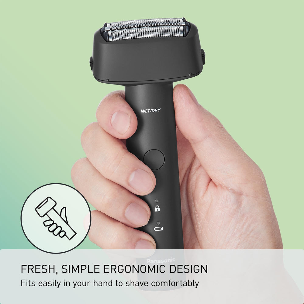 Panasonic ES-RM3B-K IPX7 waterproof shaver ready for wet or dry use.