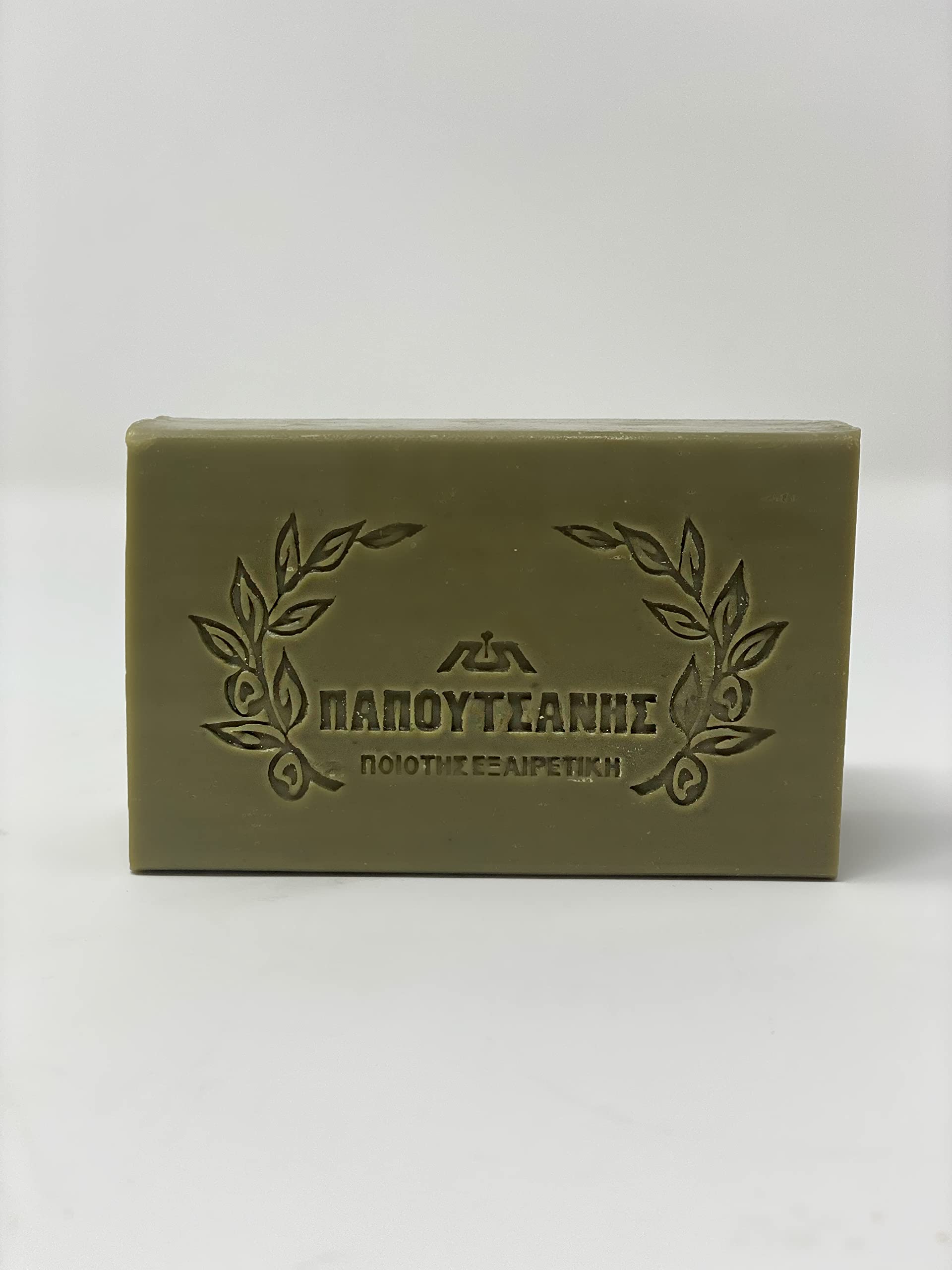 Papoutsanis vegan cruelty-free badge indicating ethical skincare choices.