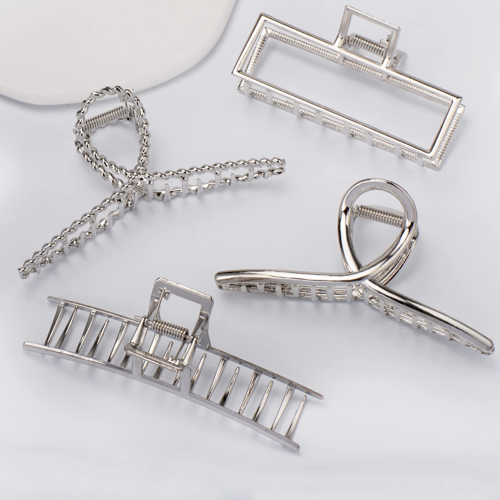 Parcce daily-use clip in silver offers quick tidy-up during routines.