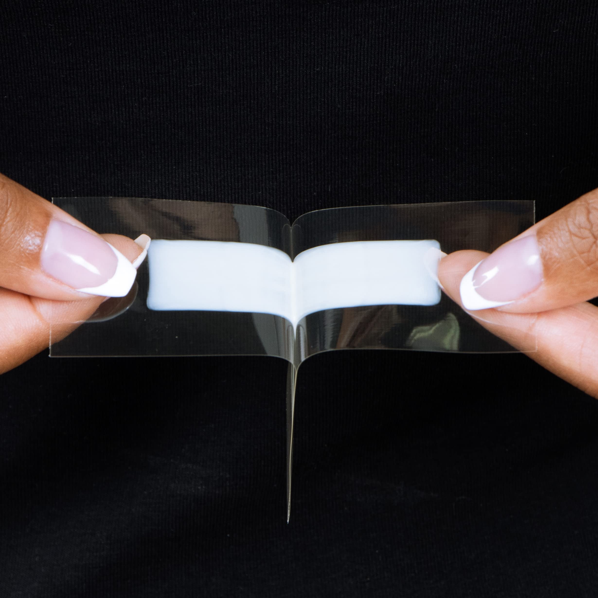 Parissa ready-to-use wax strips, no heat for mess-free application.