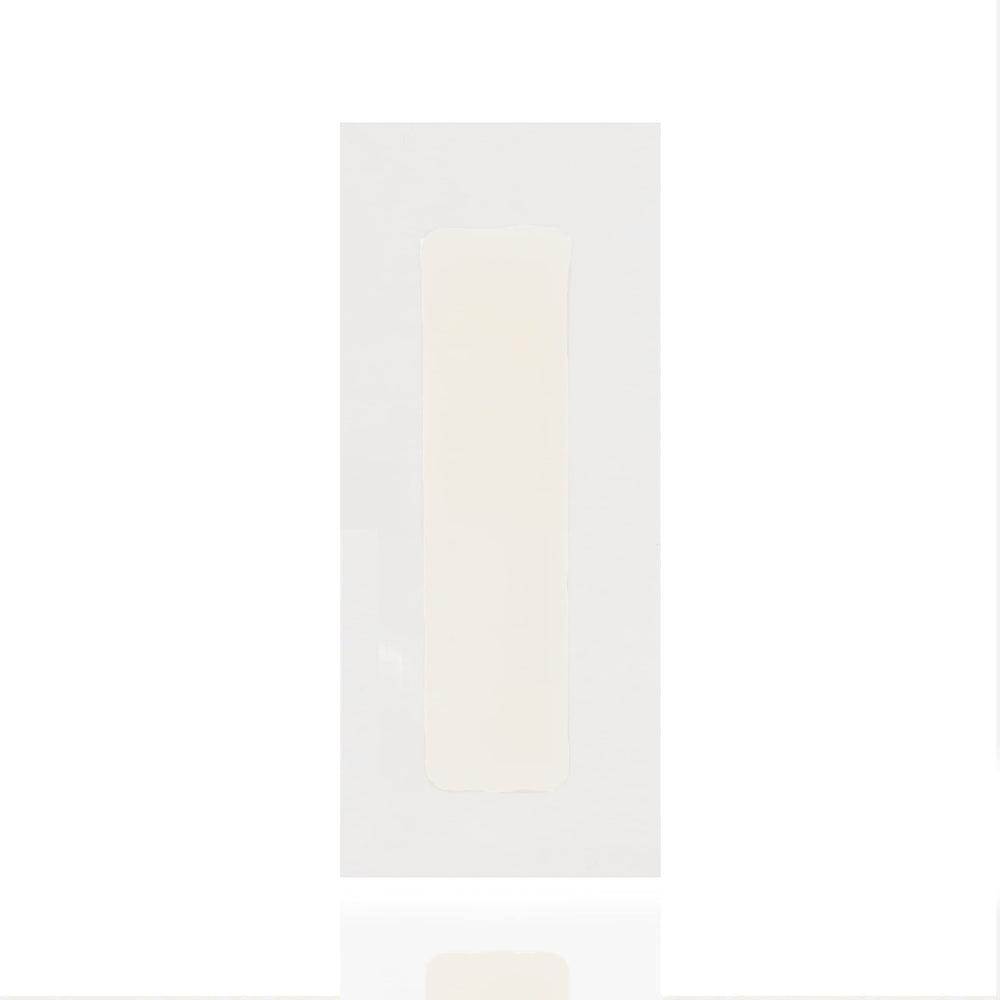 Parissa Ultra Soothe Oil post-wax vial for soothing skin.