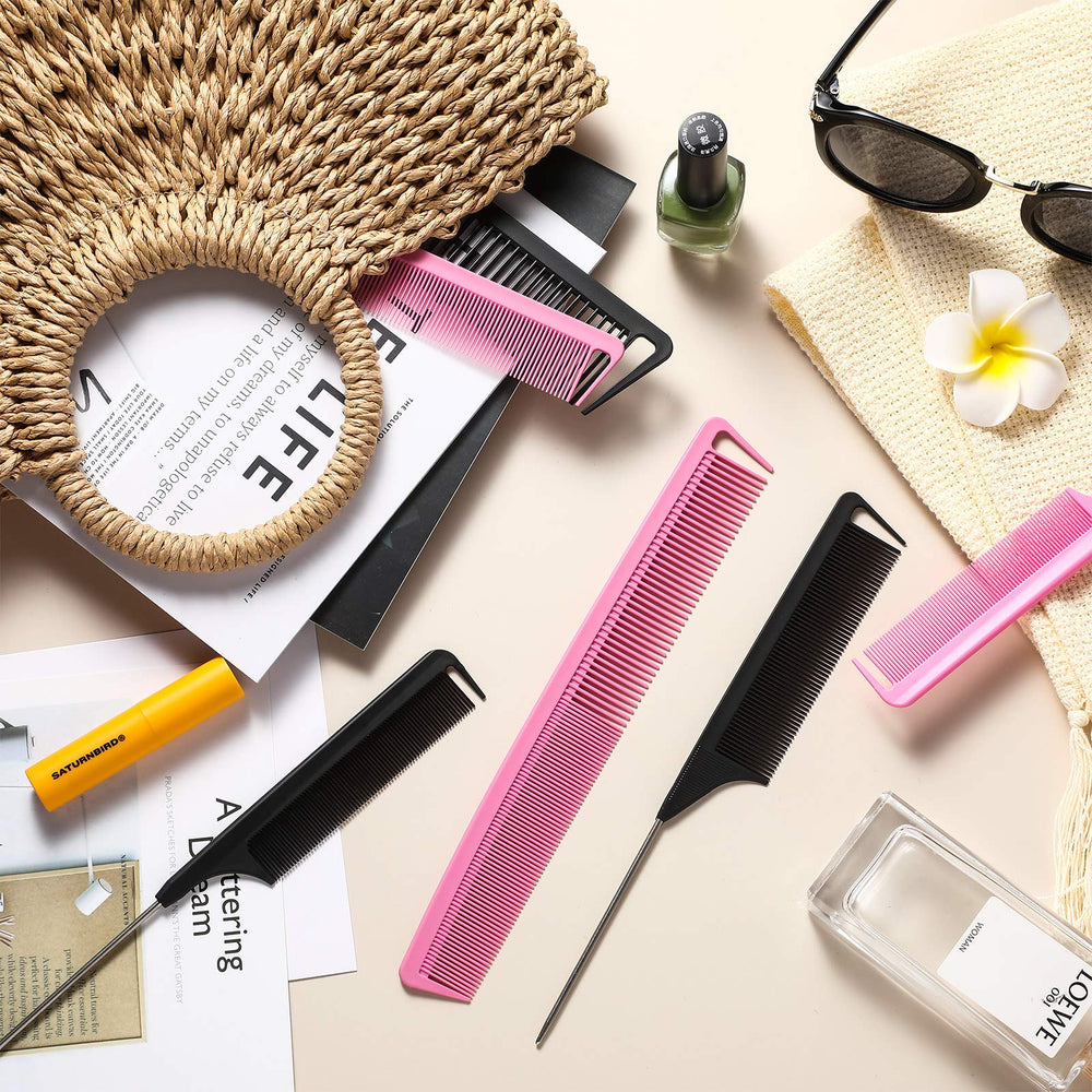 Patelai compact, travel-friendly comb set in portable packaging for trips.