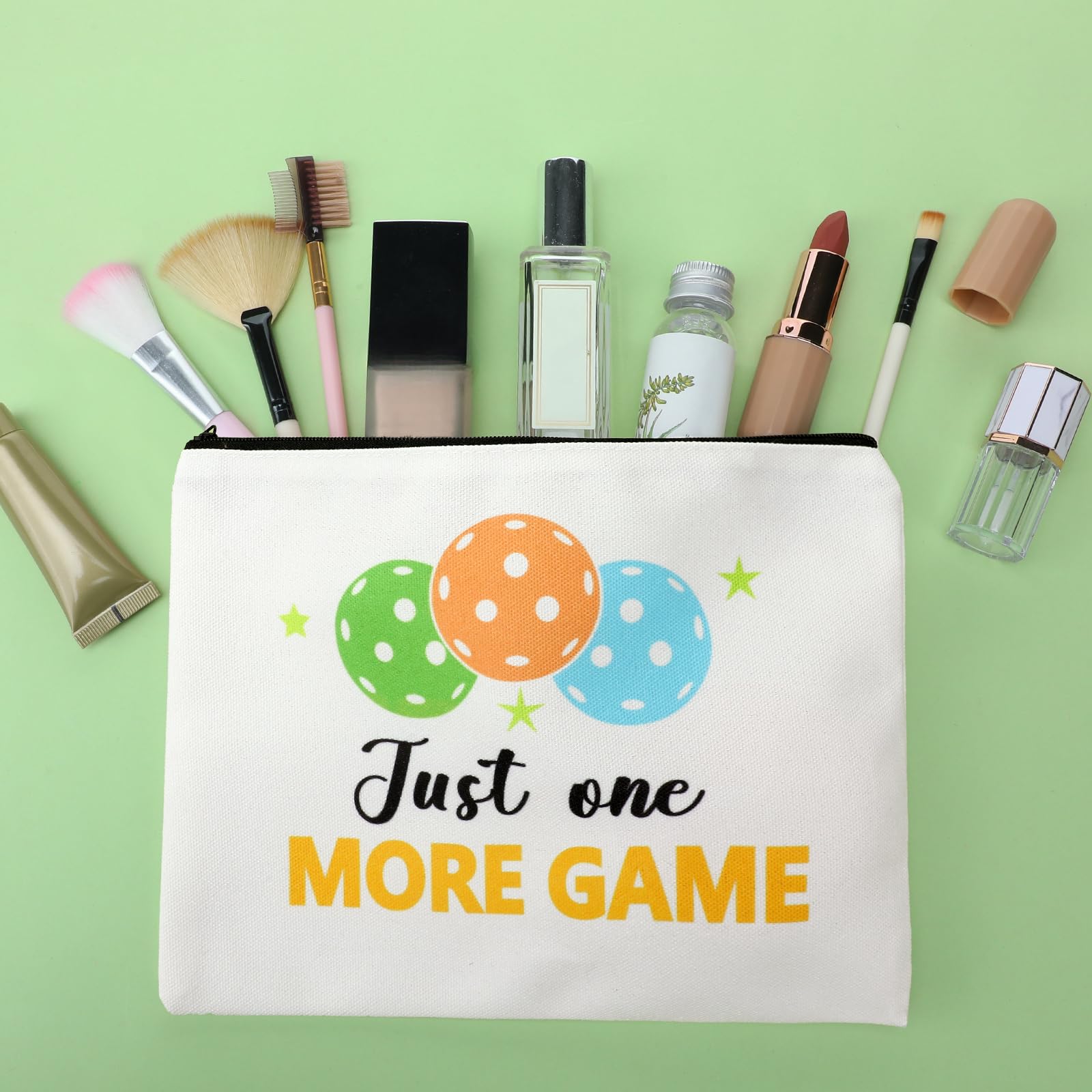 Paterr dink ball cosmetics-fit-9x6-7-inches shows ideal 23x17 cm size for travel sets.