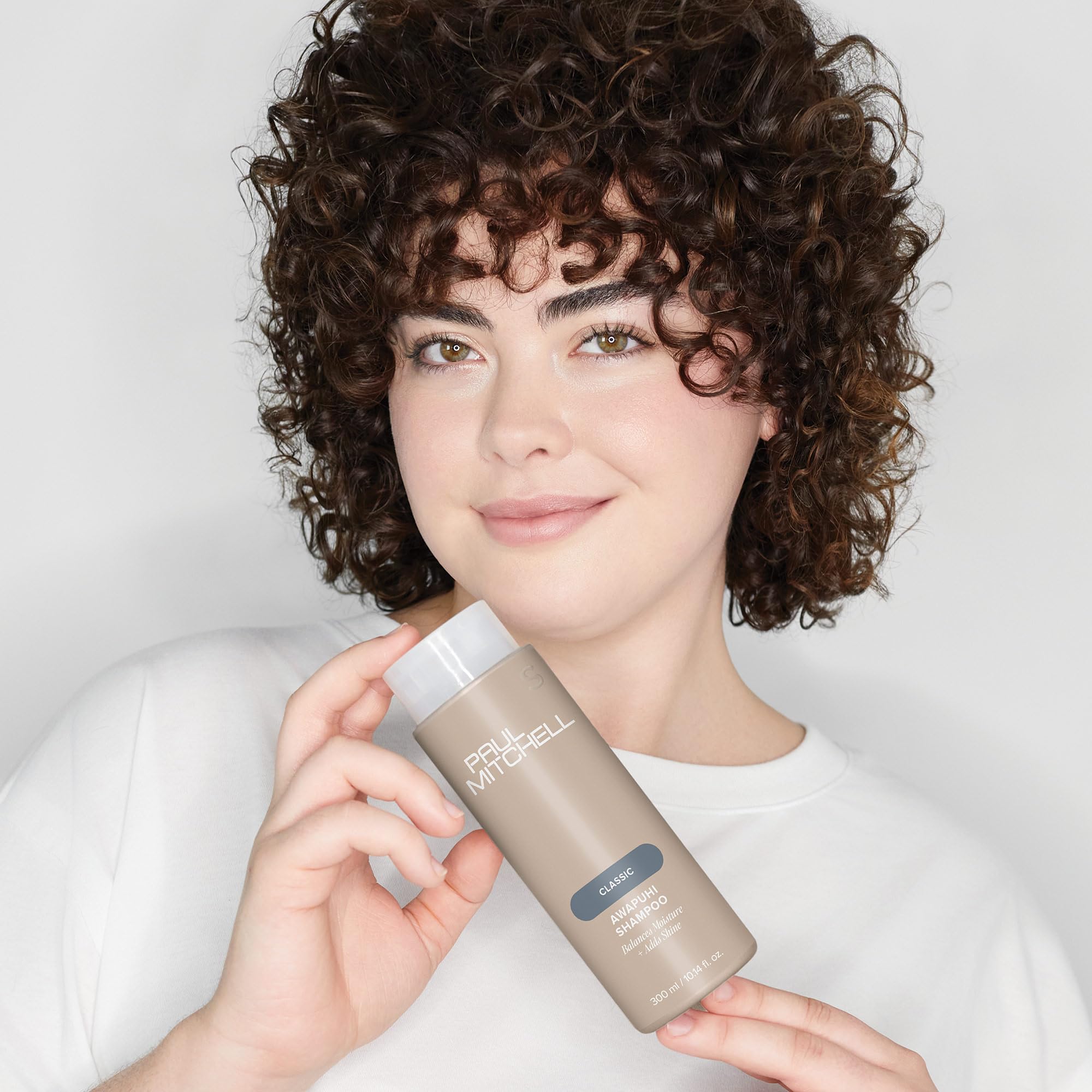 Paul Mitchell Awapuhi Shampoo delivers rich shine and smoothness after use