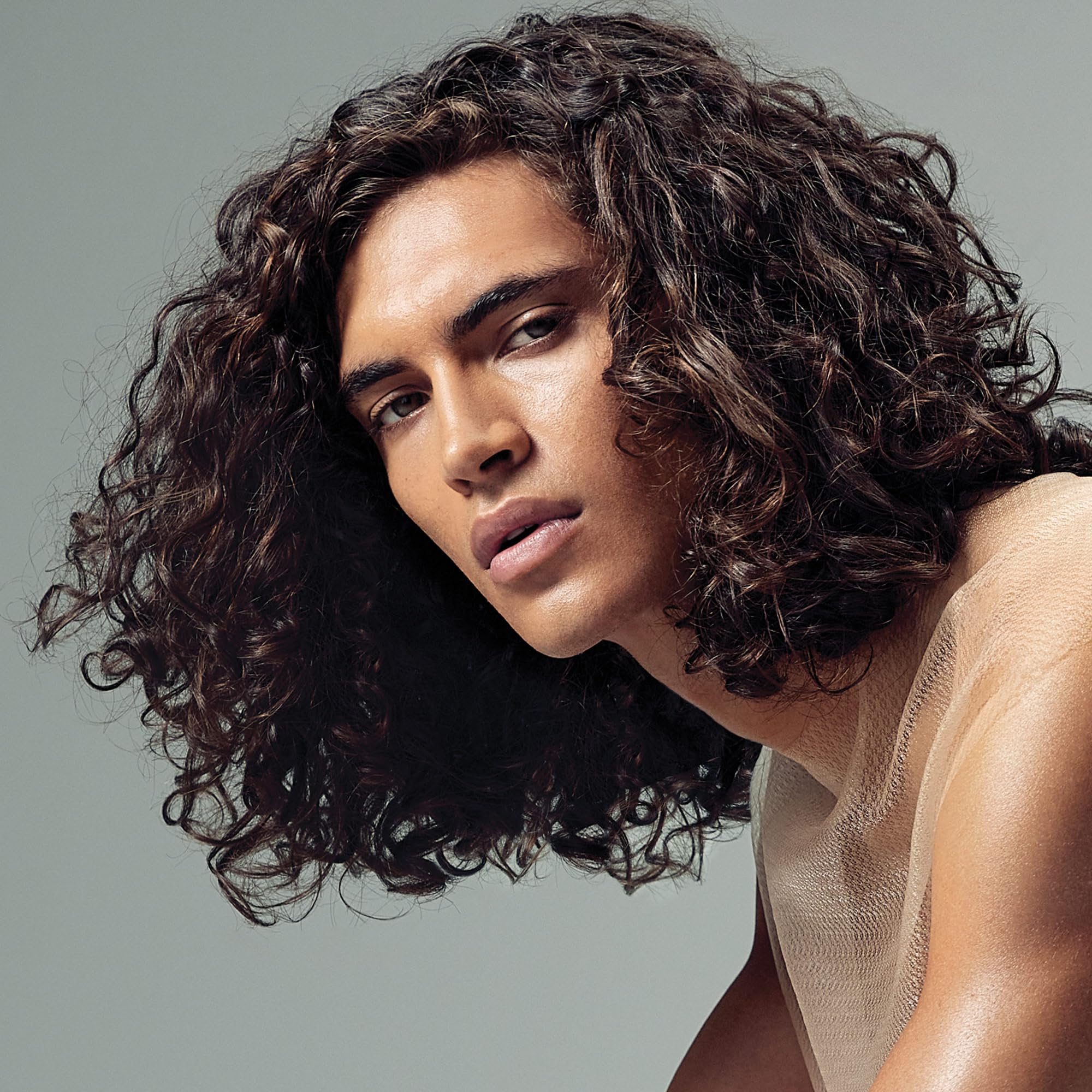 Paul Mitchell Full Circle Leave-In Cream curly hair focus emphasizes frizz control