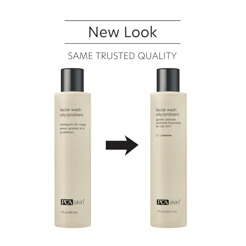 PCA SKIN Hydrating Face Wash foaming-lather demonstrates gentle cleansing