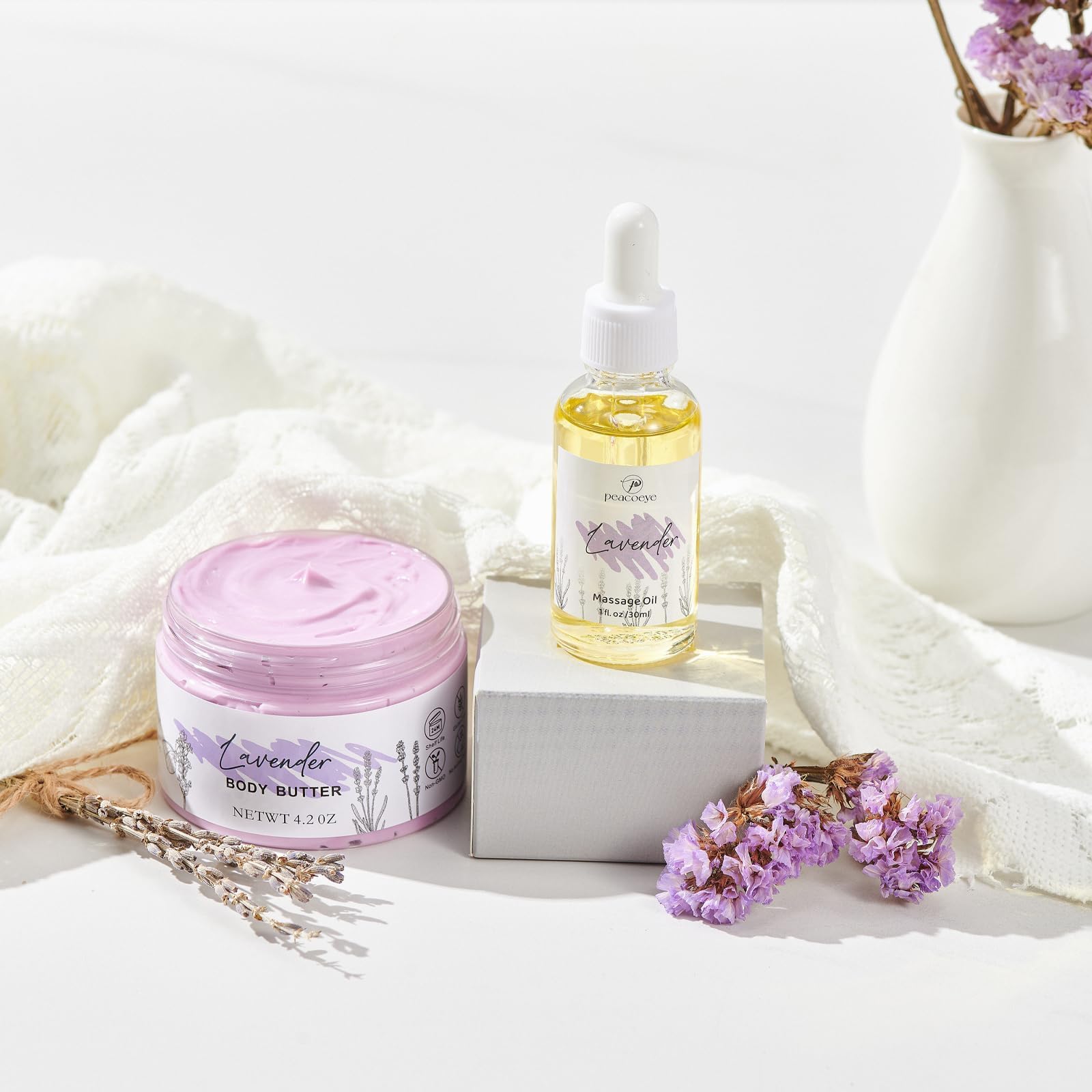 Peacoeye Bath Salt Ball close-up, playful fizz for at-home spa experiences.