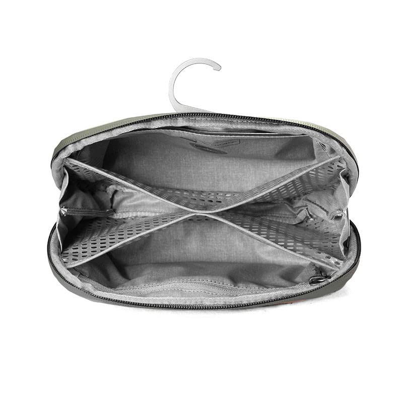 Peak Design Small Wash Pouch interior with origami mesh pockets and zip pocket