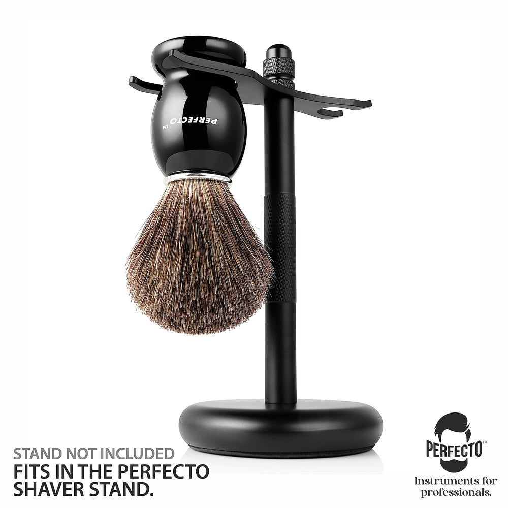 Perfecto badger brush walnut handle offers a durable, premium feel during daily use.