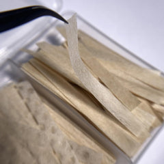 PERMANIA Lash Lift Ribbon prevents lashes from popping off lift pads.