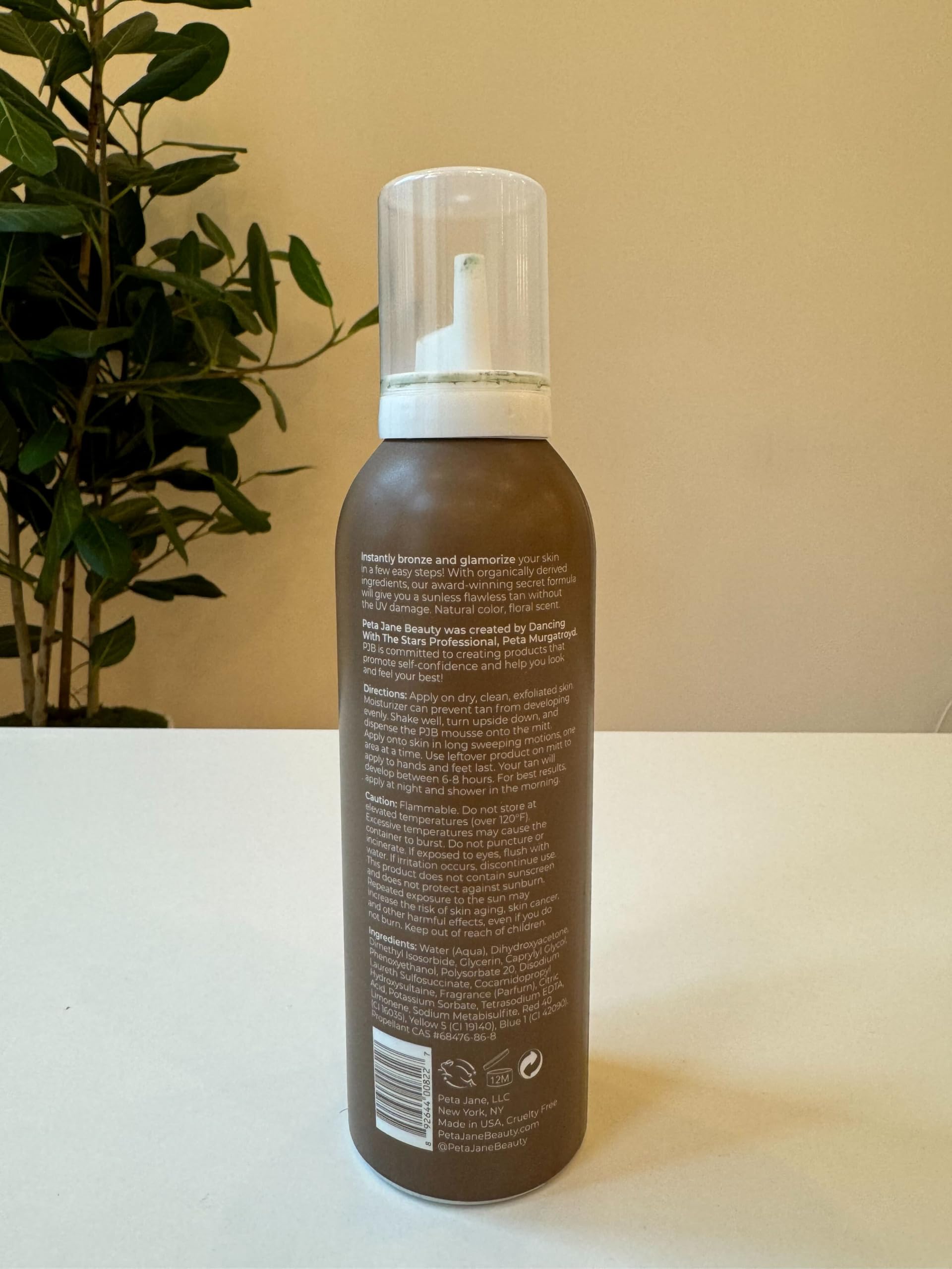 Eco-friendly vegan cruelty-free labeling on Peta Jane packaging