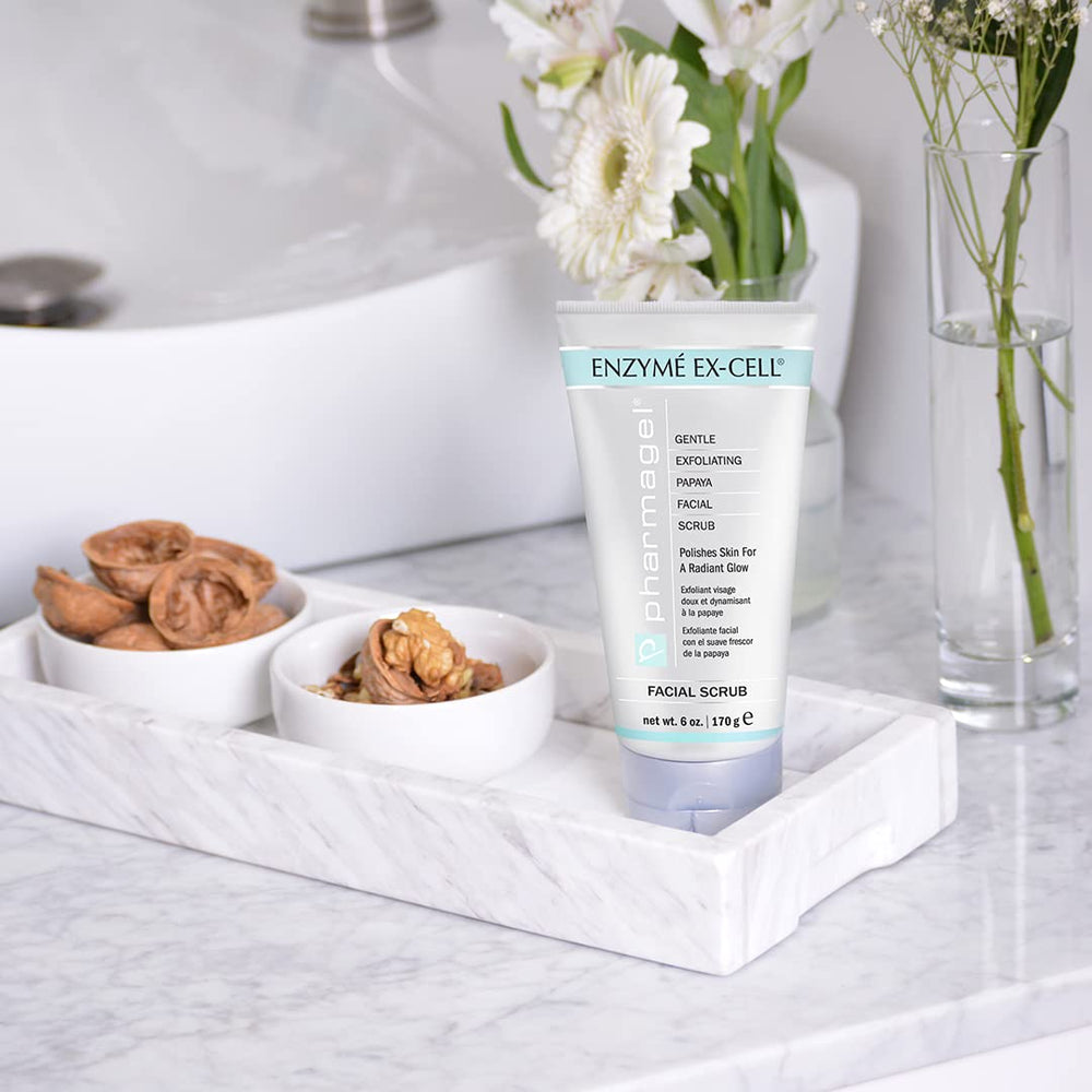 Pharmagel Enzyme Ex-Cell papaya enzymes action image suggests brightening without irritation