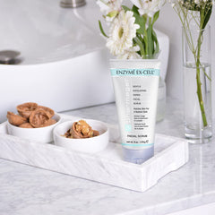 Pharmagel Enzyme Ex-Cell papaya enzymes action image suggests brightening without irritation