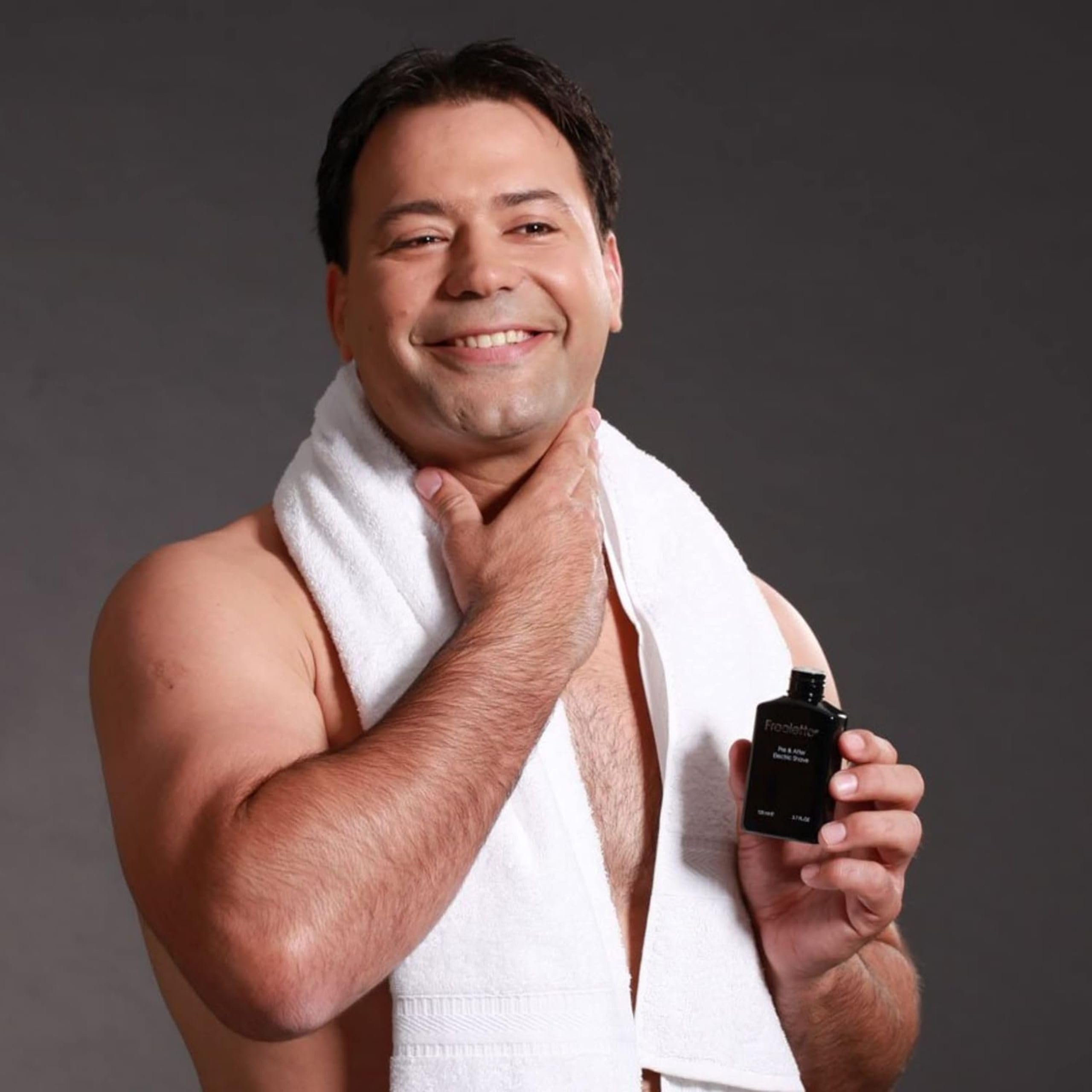 Pherolink Freelette packaging on shelf signals a compact, 3-in-1 grooming solution