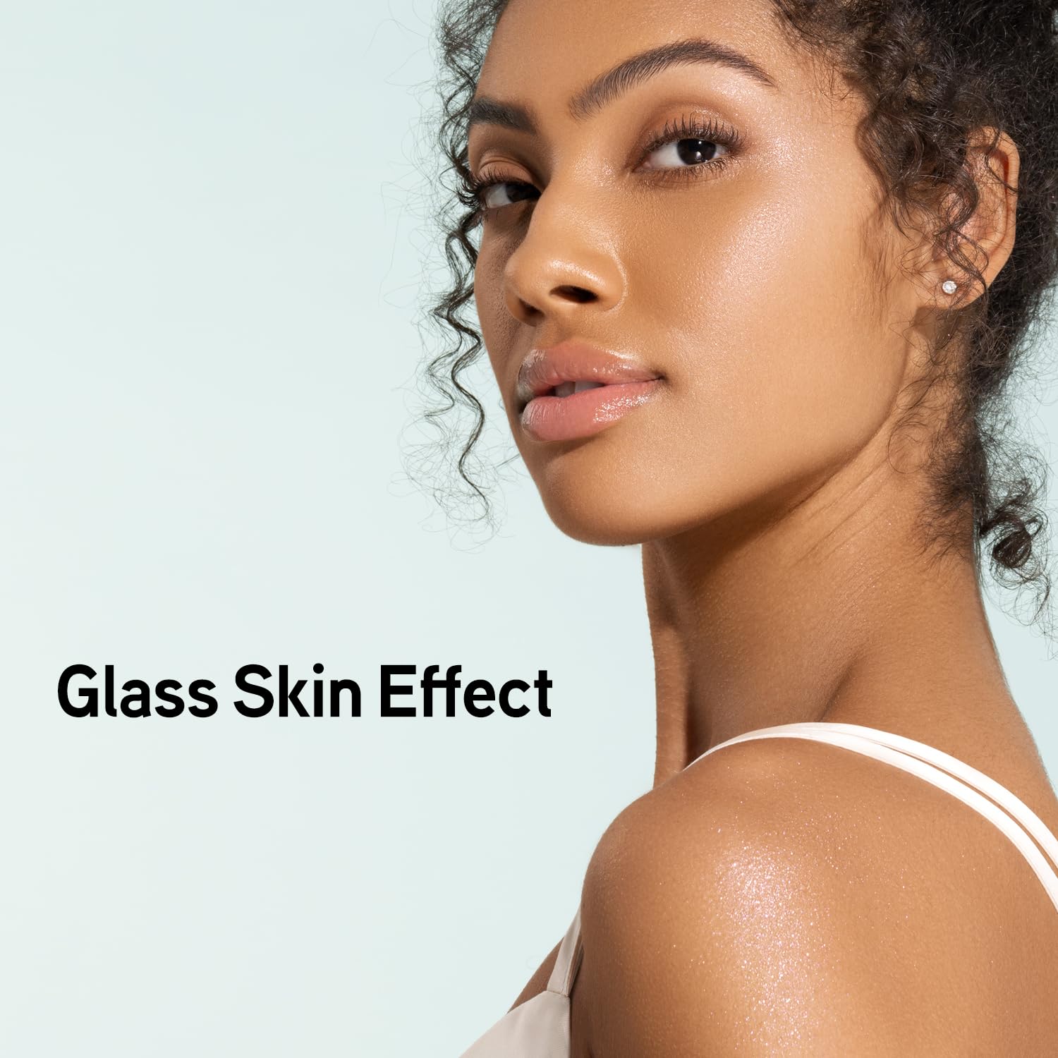 Physicians Formula Diamond Dust light-diffusing-blur softens features with translucent luminosity.