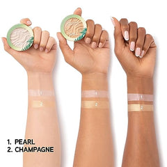 Physicians Formula Murumuru Butter Highlighter pearlescent close-up highlighting with soft-focus glow