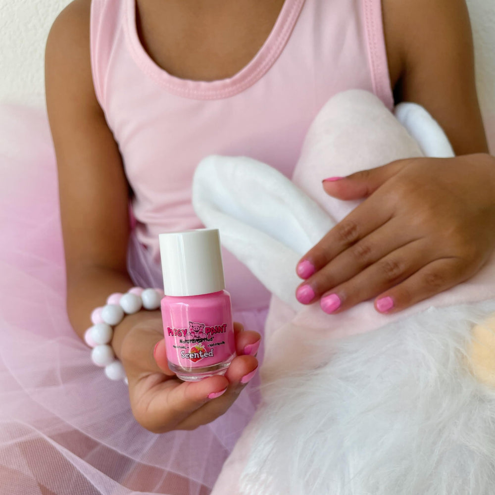 Piggy Paint scented 4-pack packaging with compact bottles.