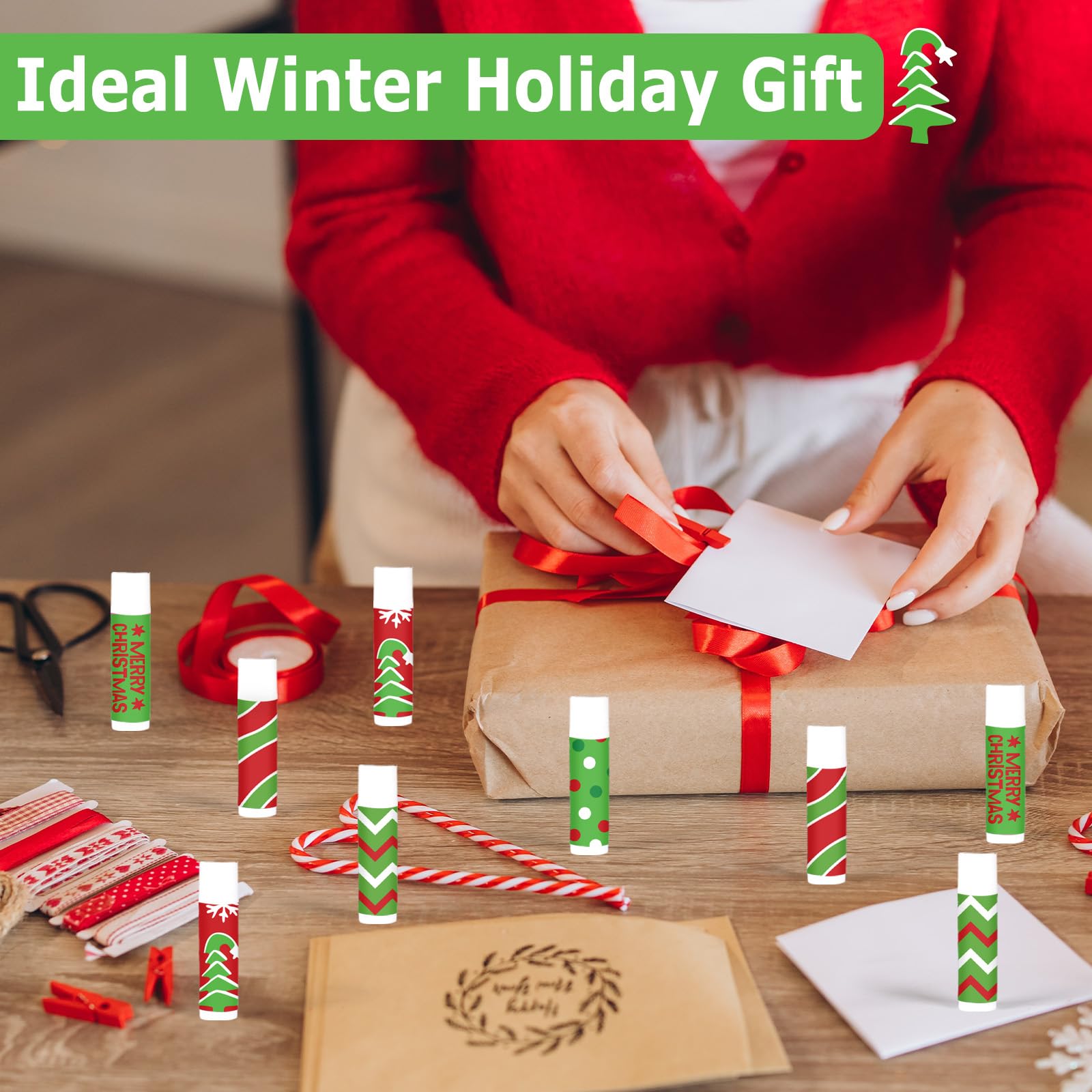 Piuaeue Christmas lip balm is portable and easy to carry for on-the-go care