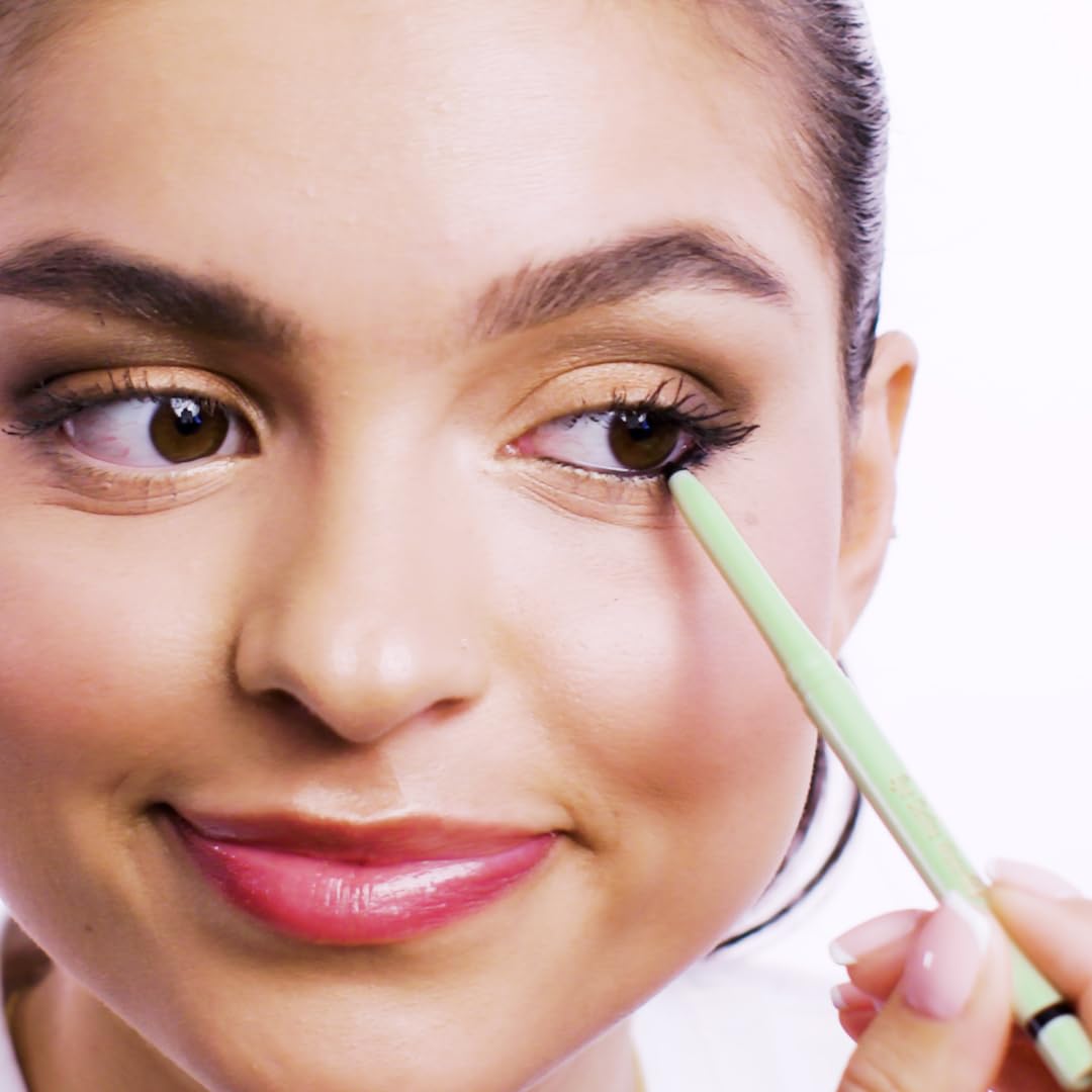 Pixi Eye Define Waterline soft stroke creates gentle, long-lasting color.