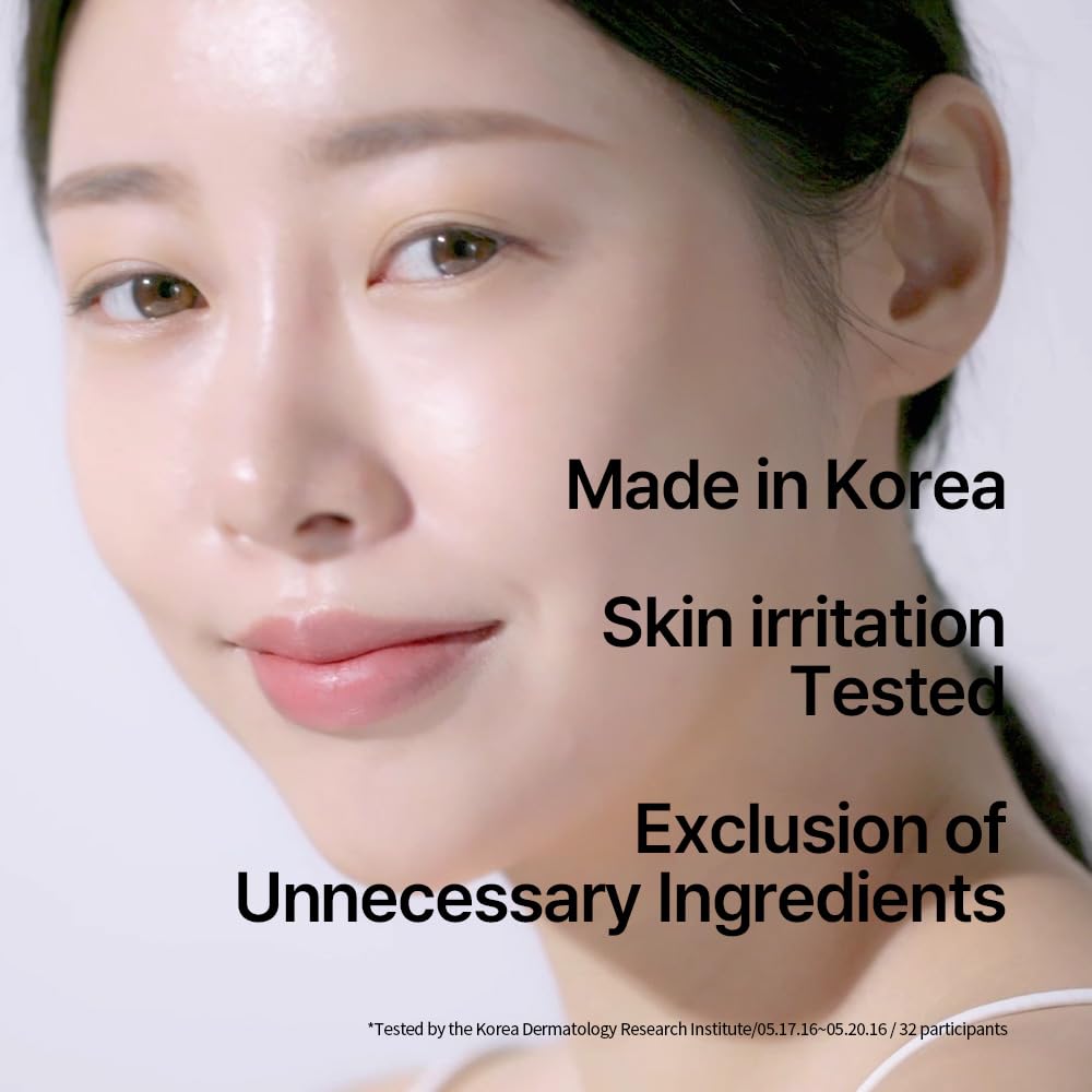 Pyunkang Yul holiday packaging shot — minimalism reflects 50-year philosophy.