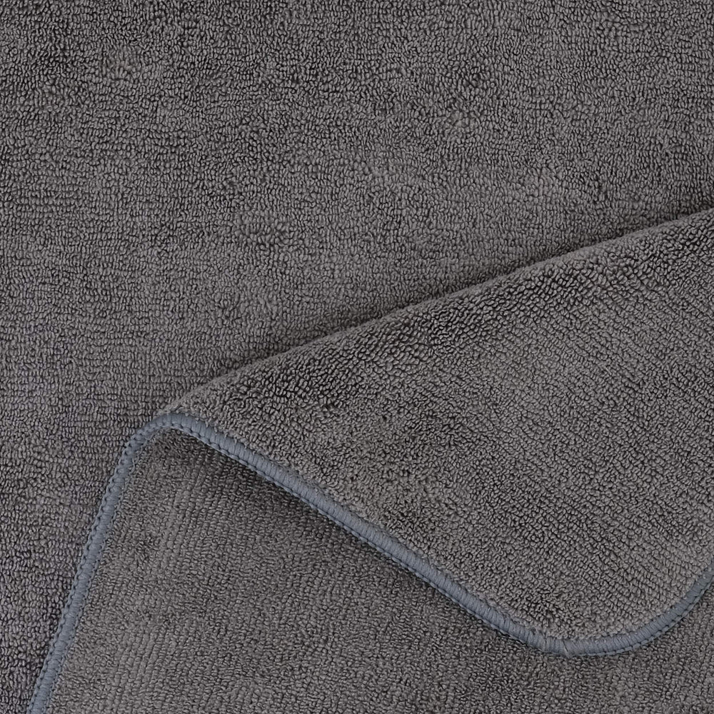 POLYTE two-pack in dark gray ready for professional salon use