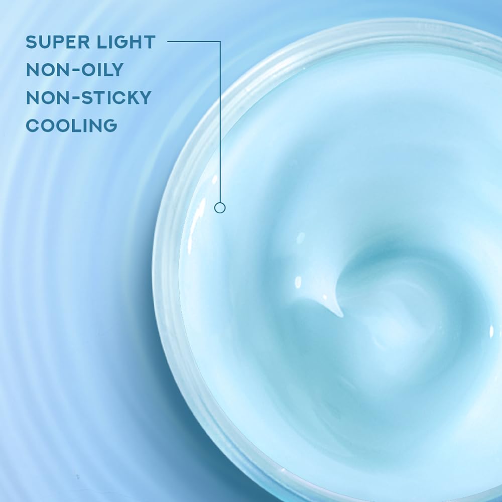POND'S Super Light Gel after cleansing providing light hydration.