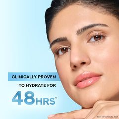 Smooth swirl of POND'S Super Light Gel illustrating quick absorption.