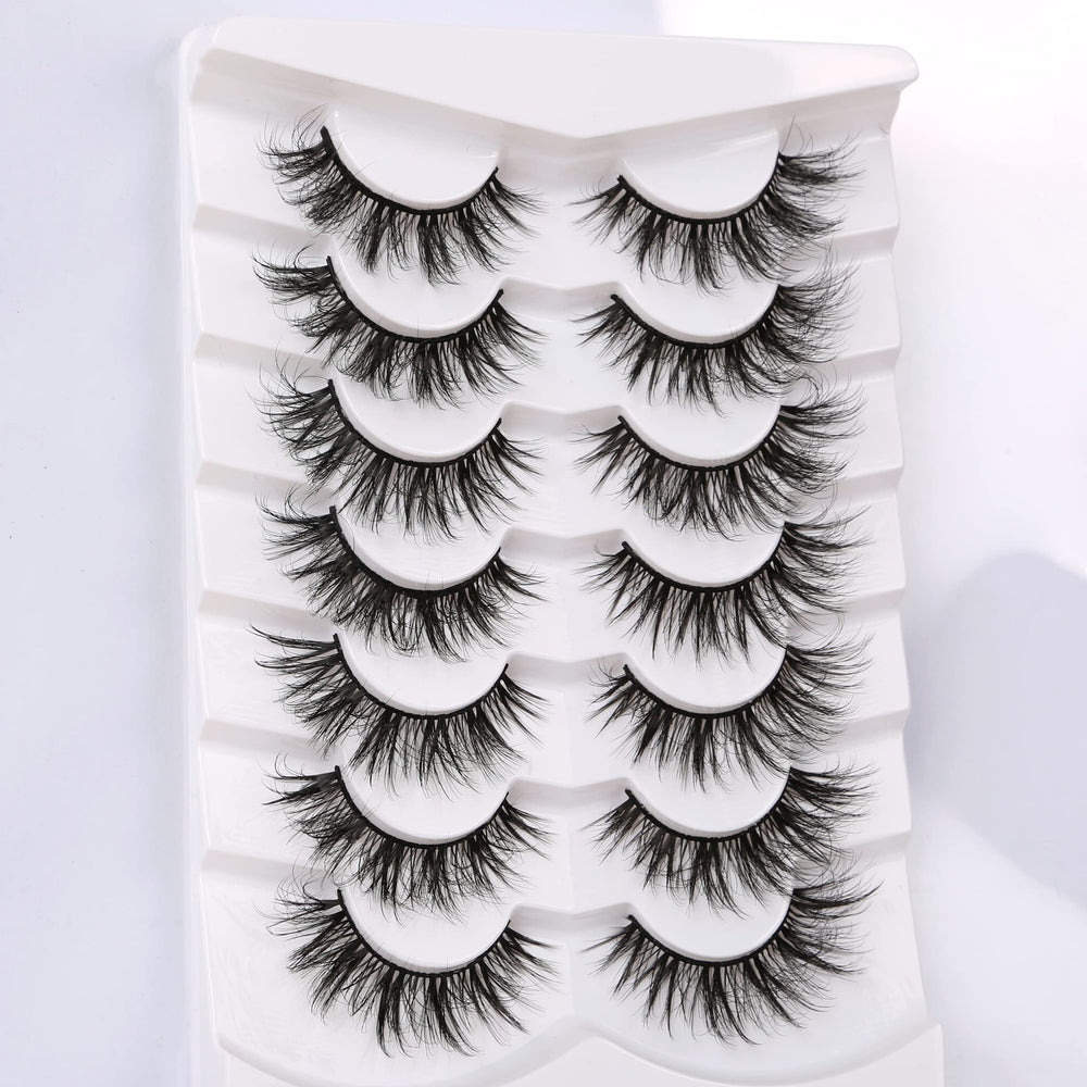 Pooplunch seven-pairs-pack lashes give versatile options for events and daily wear.