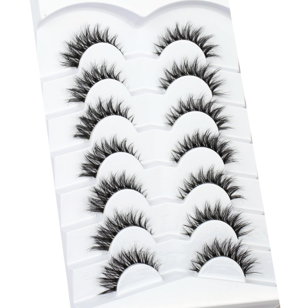Pooplunch 7-pairs pack image shows versatile lash kit.