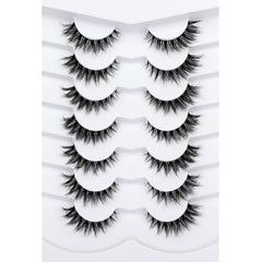 Pooplunch 8D silk lashes closeup showing soft weightless feel for everyday beauty.