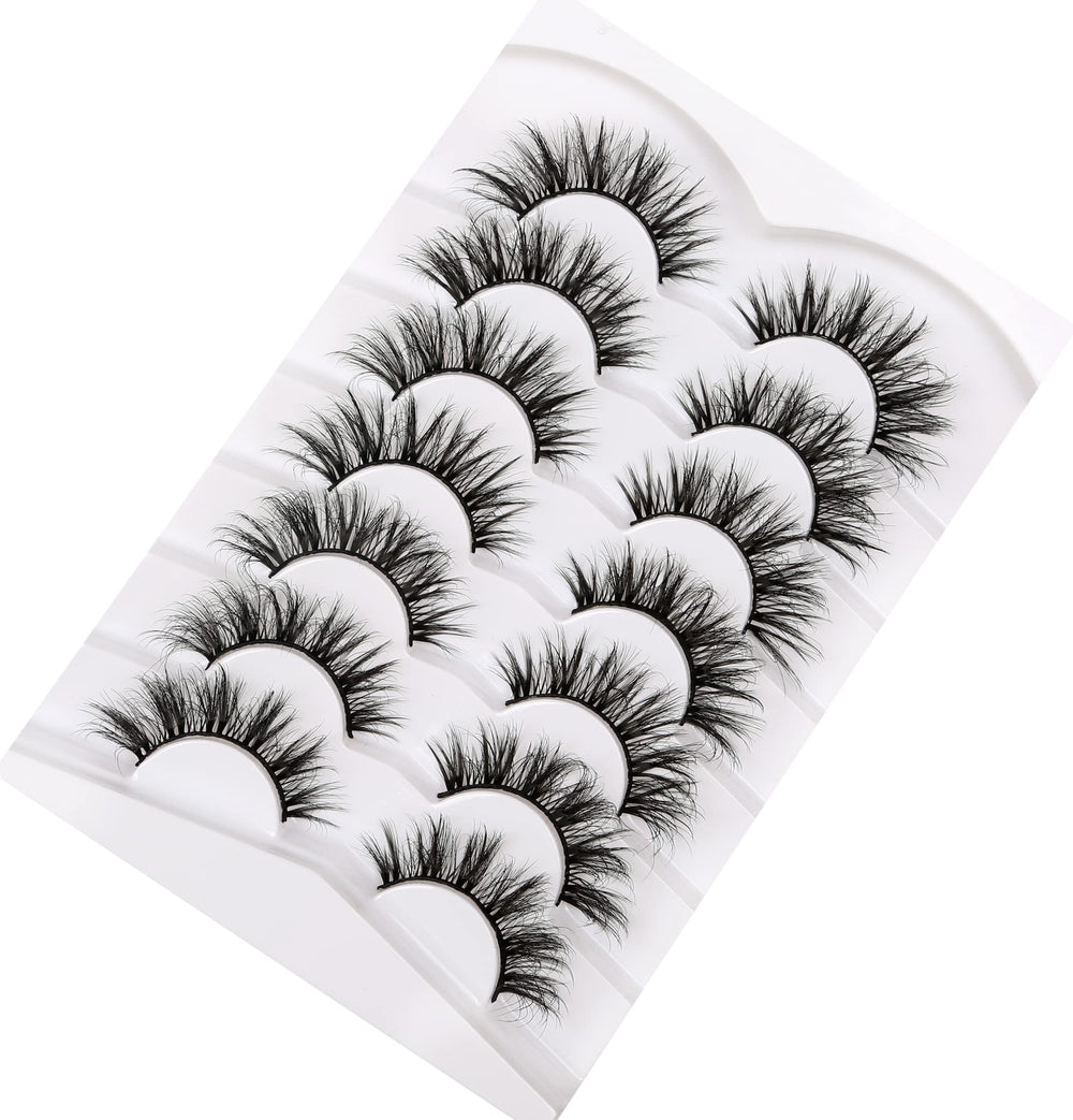 Pooplunch cat-eye look lashes define eyes with a lifted outer edge.