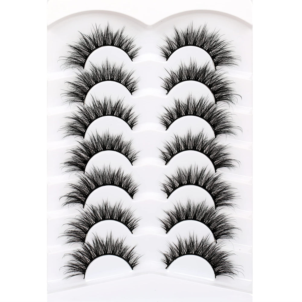 Pooplunch cat-eye look lashes highlight extended outer corners