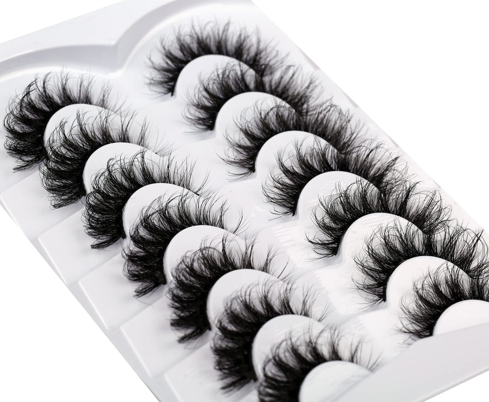 Pooplunch dramatic cat eye lashes deliver foxy eye appeal