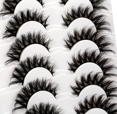 Pooplunch vegan cruelty-free lashes crafted from premium fibers