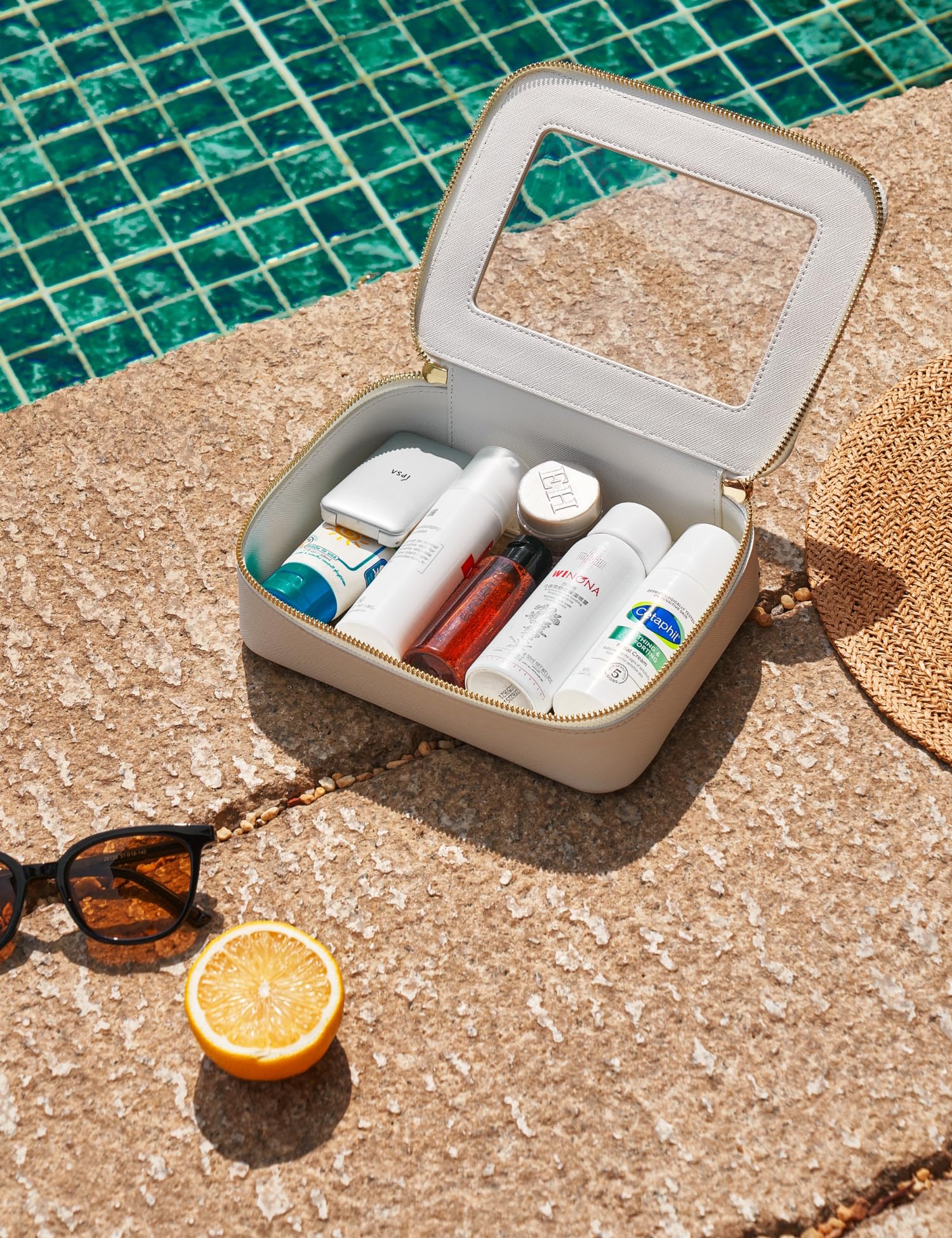 Popvibe TSA-approved clear design speeds security checks