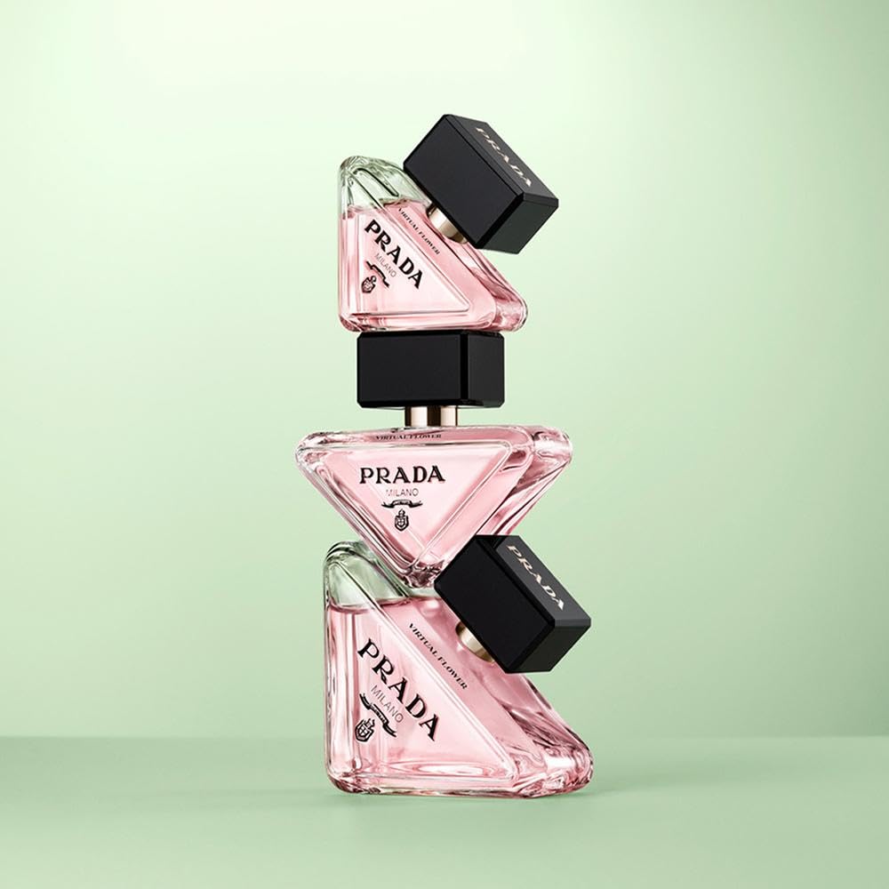Prada Paradoxe Virtual Flower cap detail, premium design ideal for on-the-go refresh.