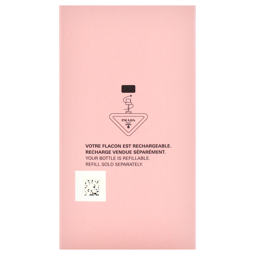 Prada Paradoxe Virtual Flower lifestyle-shot conveys confident, elegant daytime fragrance choice.