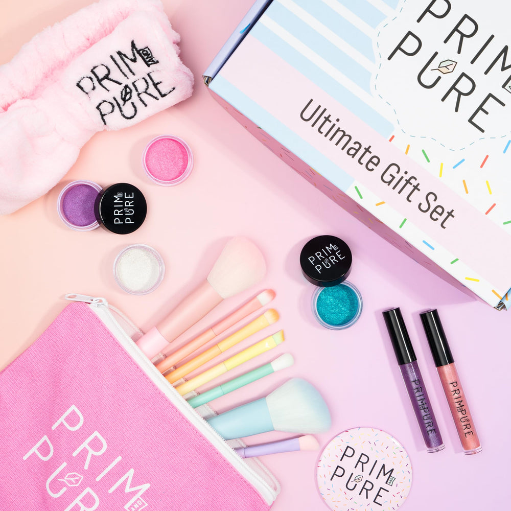 Prim and Pure mineral eyeshadow pan demonstrates rich color payoff for playful eye makeup.
