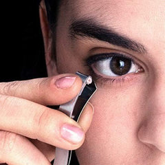 Prima Shogyo partial eyelash curler with ergonomic handle for comfortable grip during delicate curling
