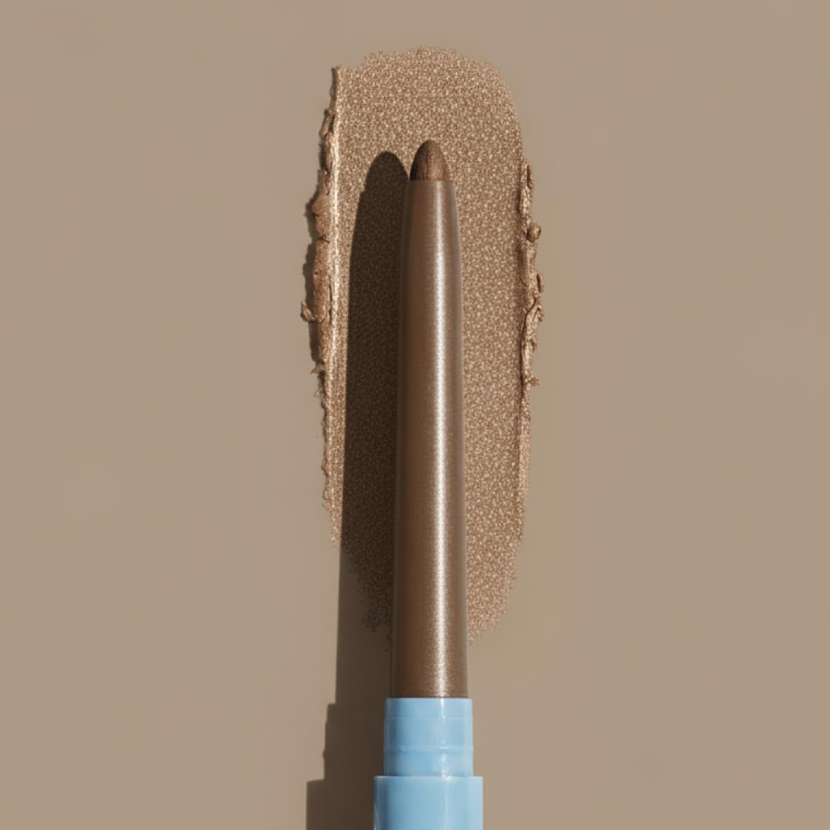 Fórmula resistente al agua de PRIME PROMETICS PrimeEyes Glide Eyeliner para días activos