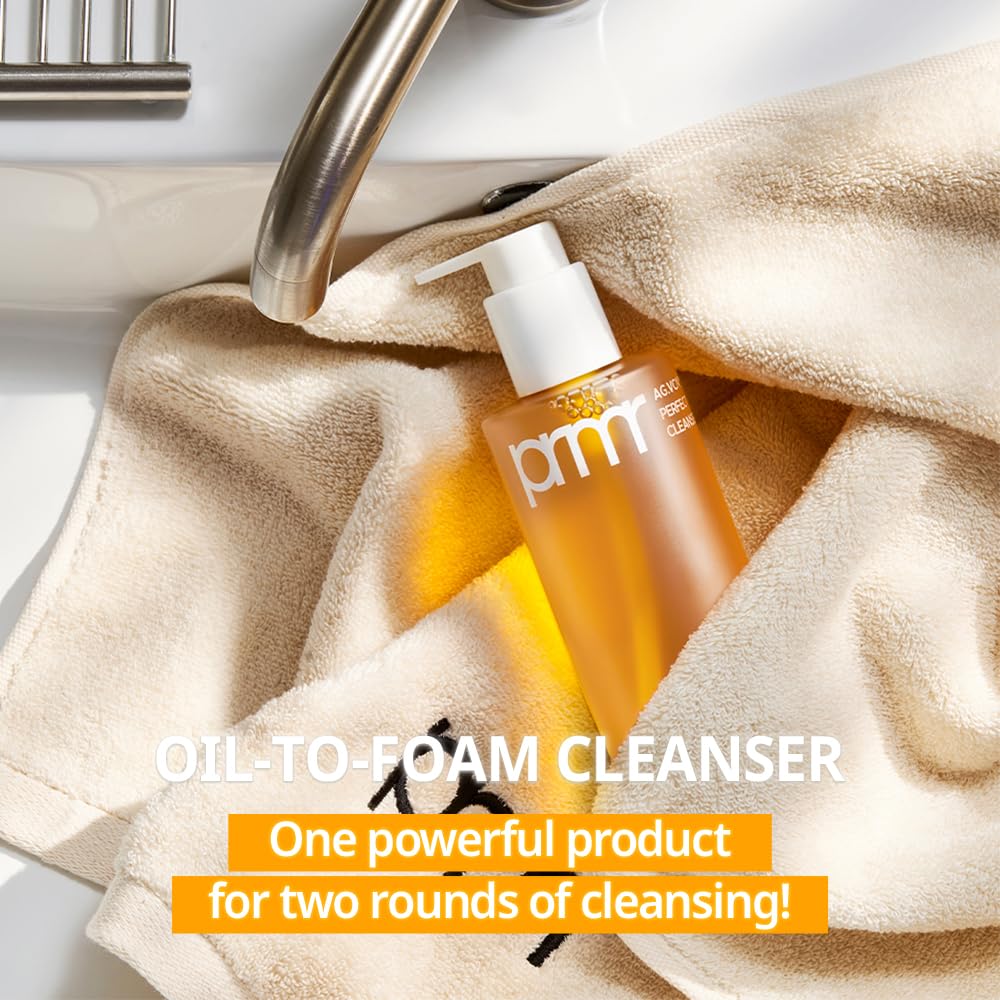 Primera PRMR Oil To Foam Cleanser application on face shows makeup removal and hydration.