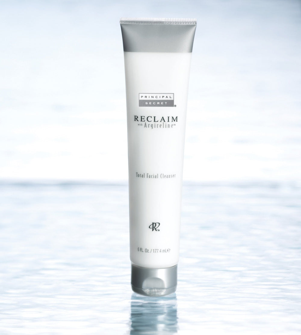 Principal Secret Reclaim Argireline Cleanser eye-makeup-removal demonstrates removal in one rinse