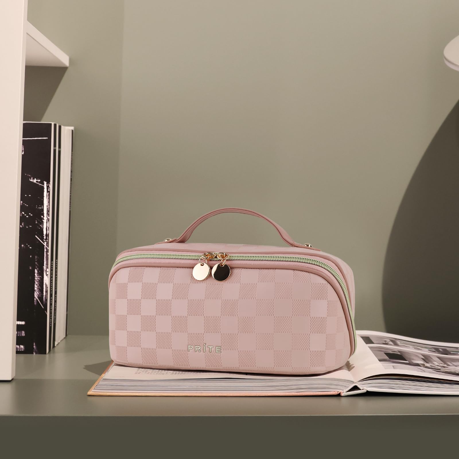 Prite compact yet roomy design suits weekend trips.