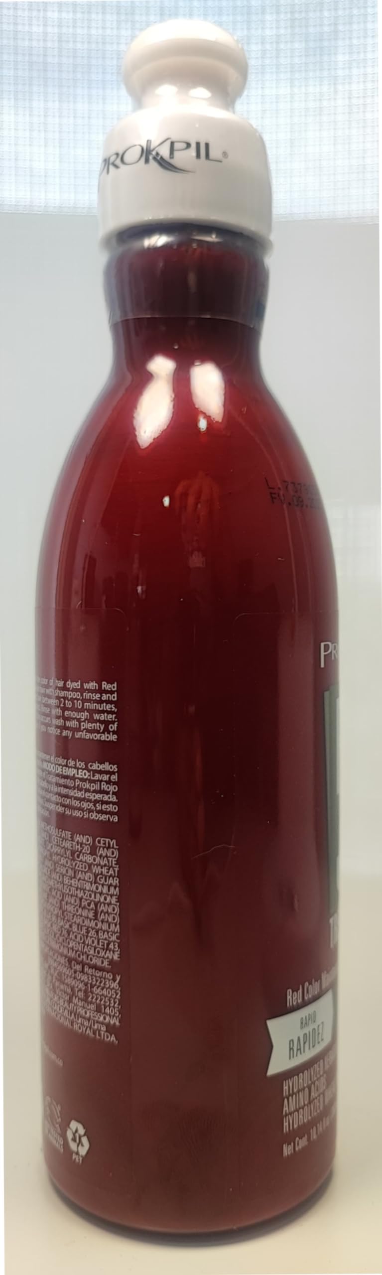 Prokpil Red Maintenance packaging on shelf emphasizing color protection