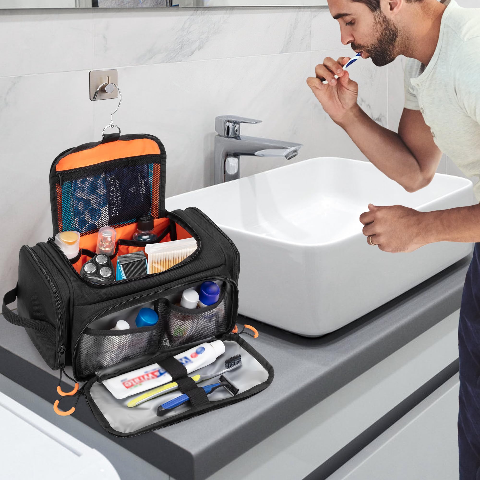 Prokva bag with dry/wet separation and water-resistant lining keeps wet items contained